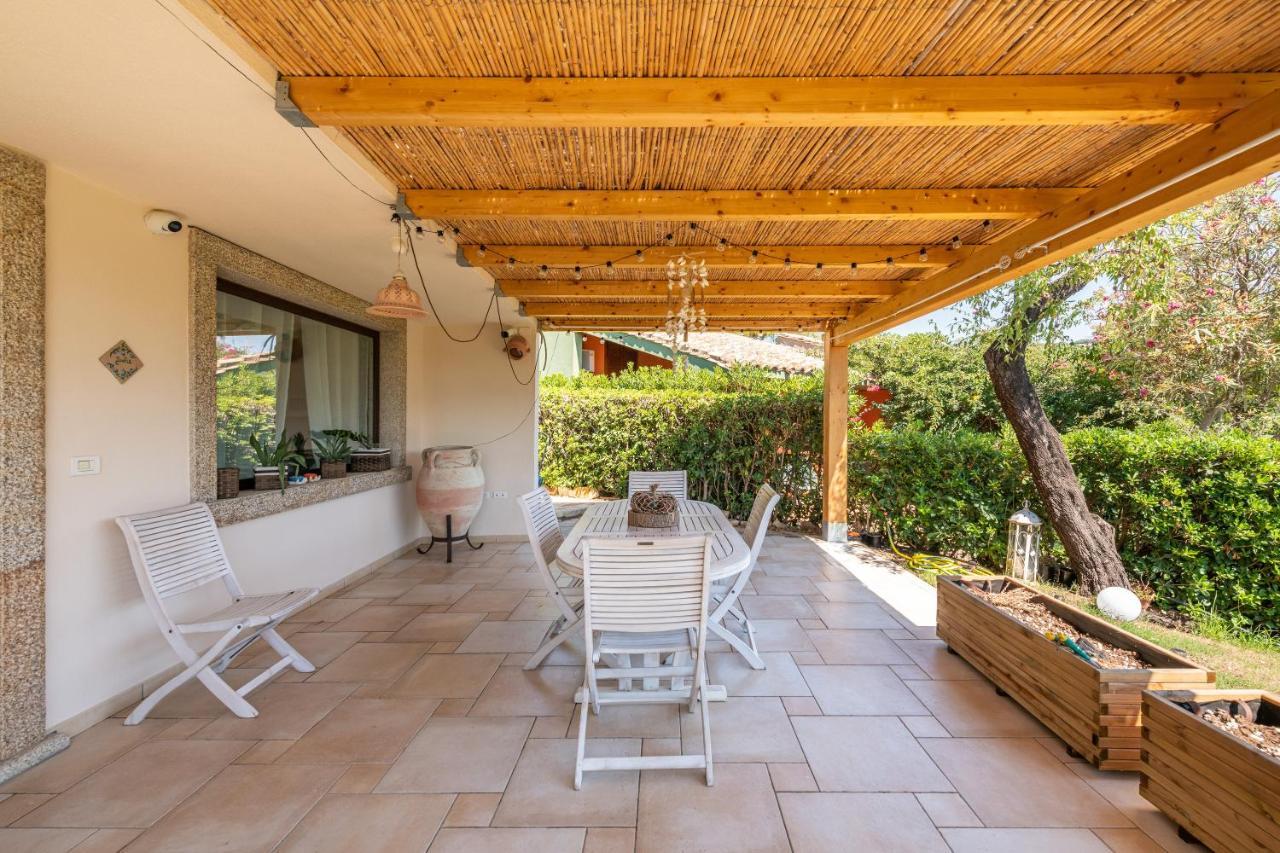 Casa Vacanza Il Bouganville Villasimius Exterior photo